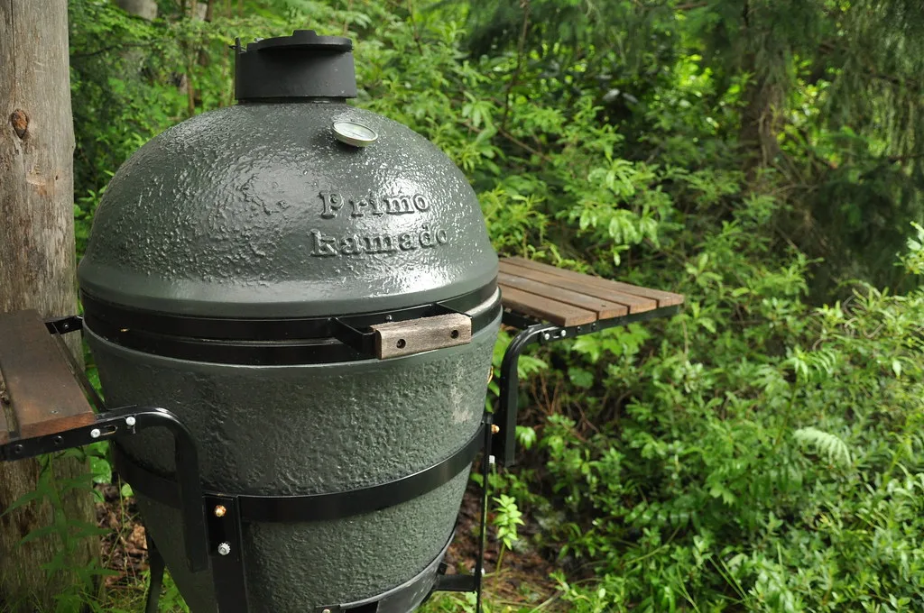 Keramische mini-bbq: kamado-techniek in een kleiner formaat
